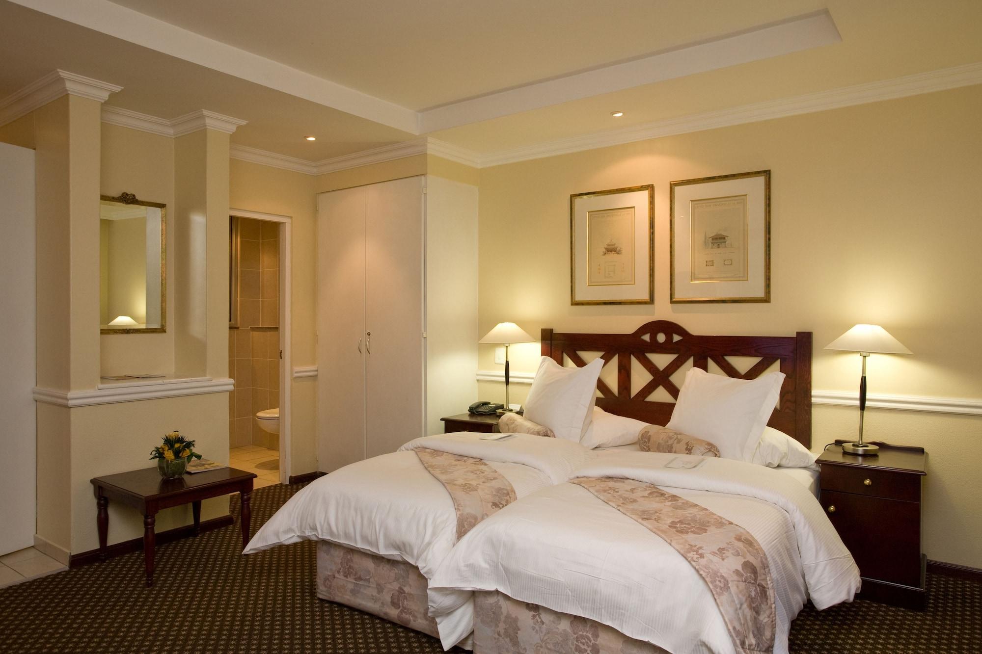 Courtyard Hotel Rosebank Johannesburg Exterior foto